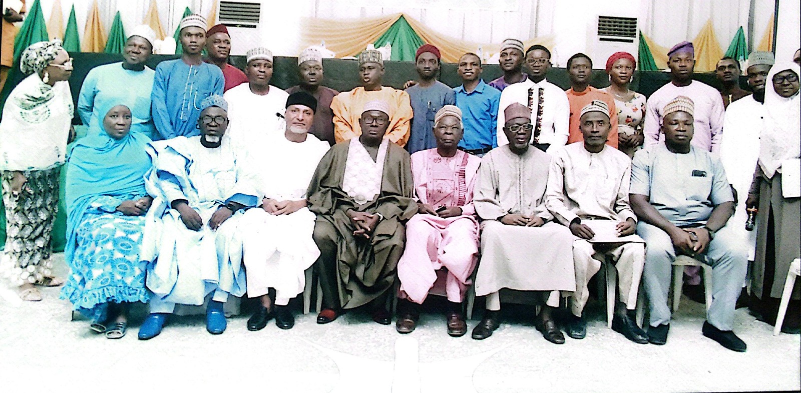 Cordial exchange between IEPA and IEYDA executives.